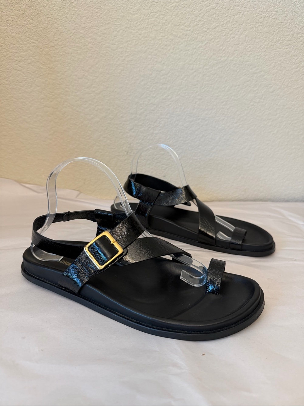 ALOHAS Black Leather Sandals with Gold Buckle Sz 9